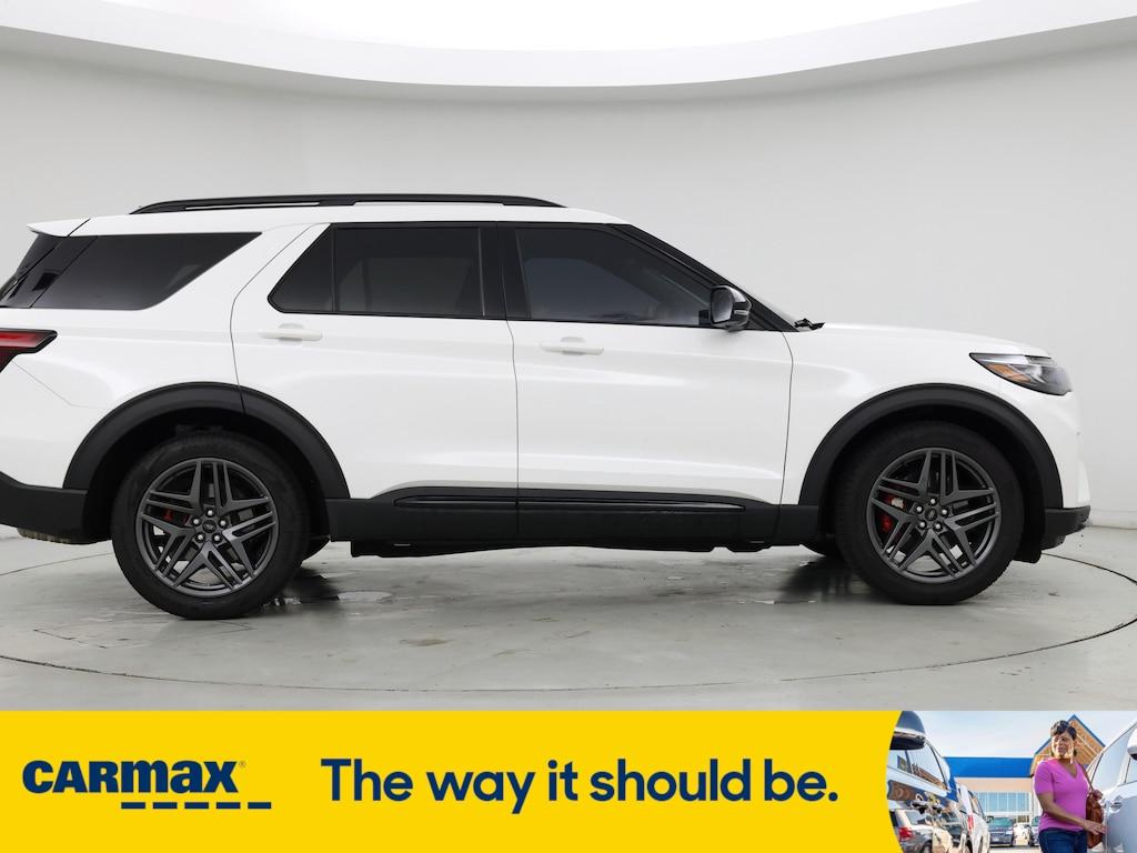 used 2025 Ford Explorer car, priced at $51,998