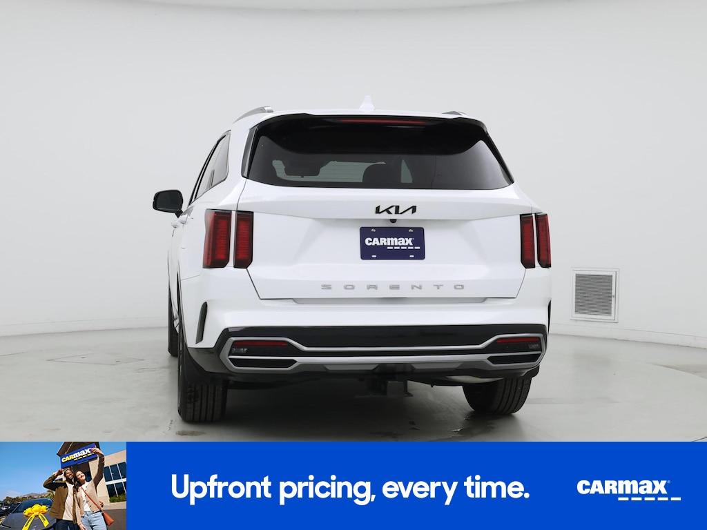 used 2022 Kia Sorento car, priced at $25,998