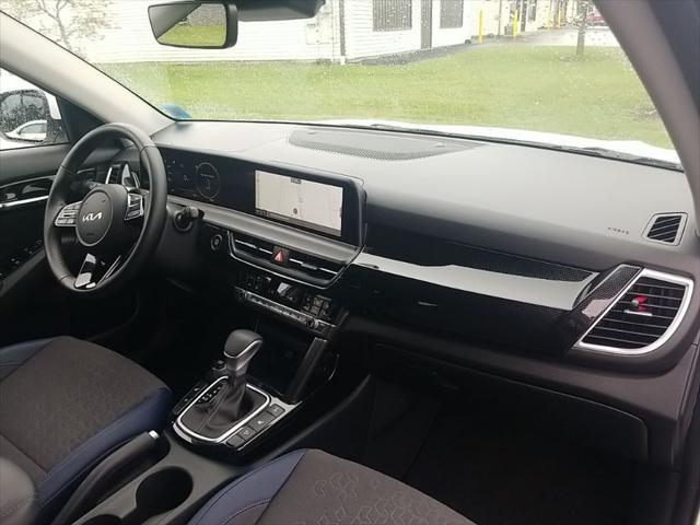 used 2024 Kia Seltos car, priced at $27,591