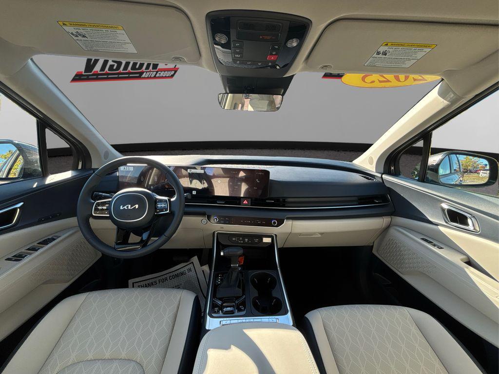 new 2025 Kia Carnival car, priced at $40,360