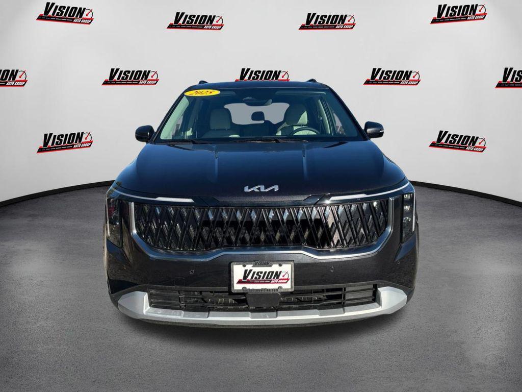 new 2025 Kia Carnival car, priced at $40,360