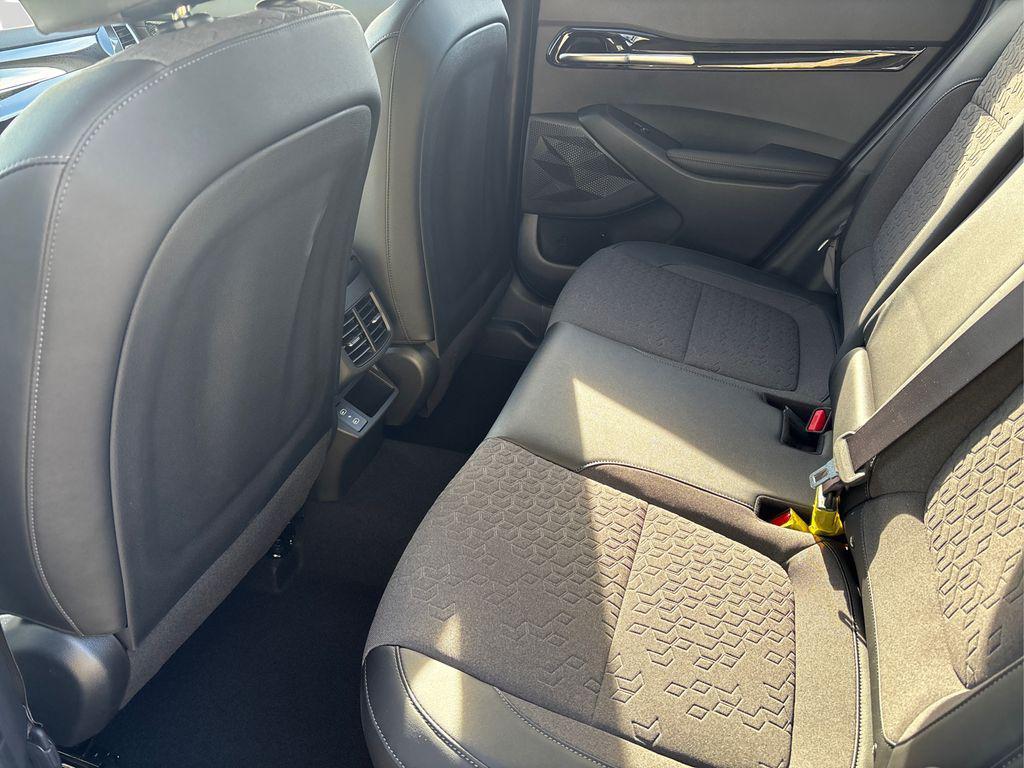 new 2025 Kia Seltos car, priced at $26,920