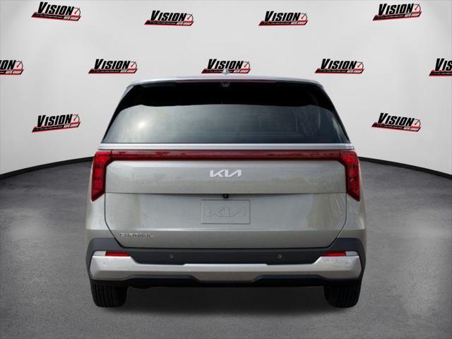 new 2025 Kia Carnival car, priced at $42,495