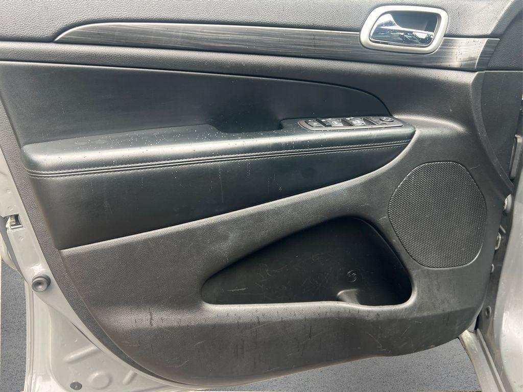 used 2019 Jeep Grand Cherokee car, priced at $20,995