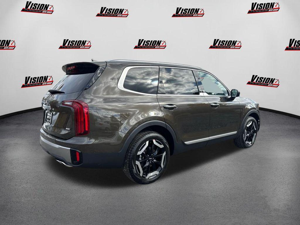 new 2025 Kia Telluride car, priced at $42,620
