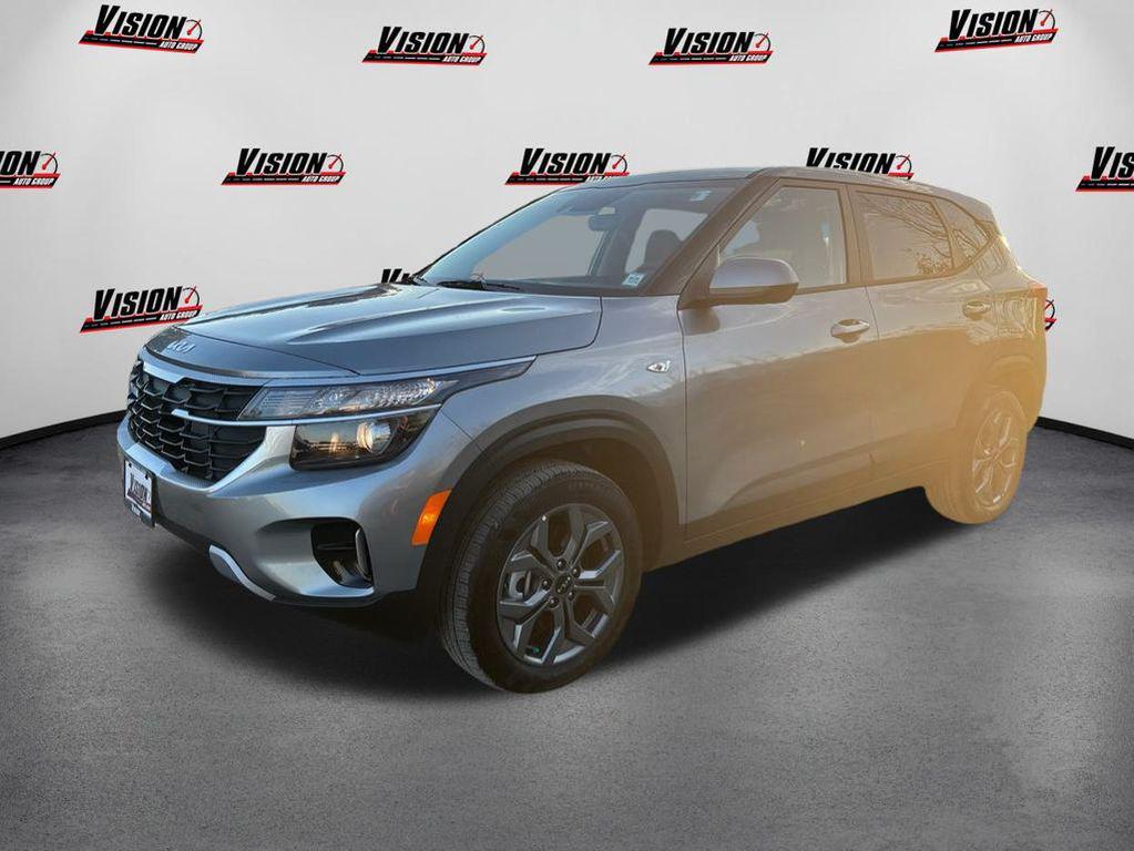 new 2025 Kia Seltos car, priced at $25,235