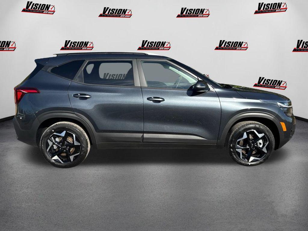 new 2025 Kia Seltos car, priced at $26,775