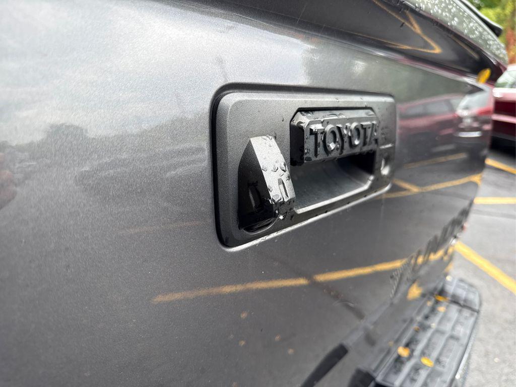 used 2016 Toyota Tundra car