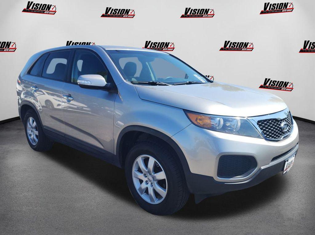 used 2013 Kia Sorento car, priced at $12,995