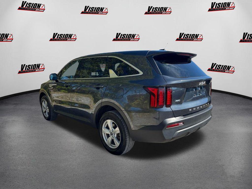 used 2022 Kia Sorento car, priced at $22,999
