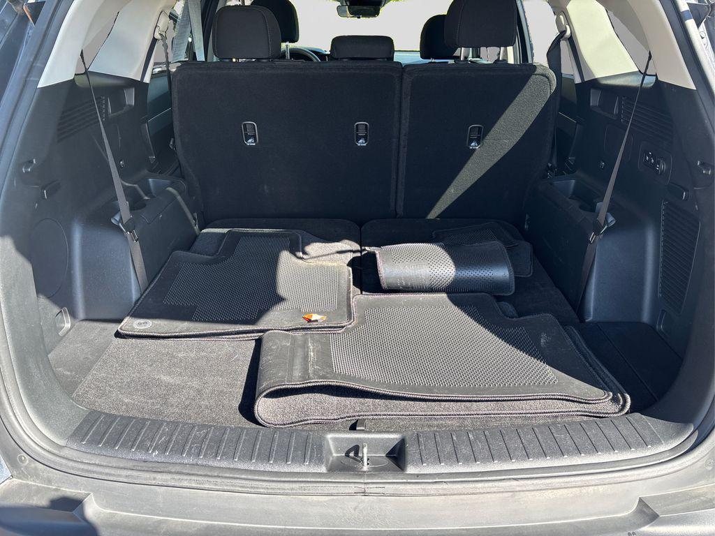 used 2022 Kia Sorento car, priced at $22,999