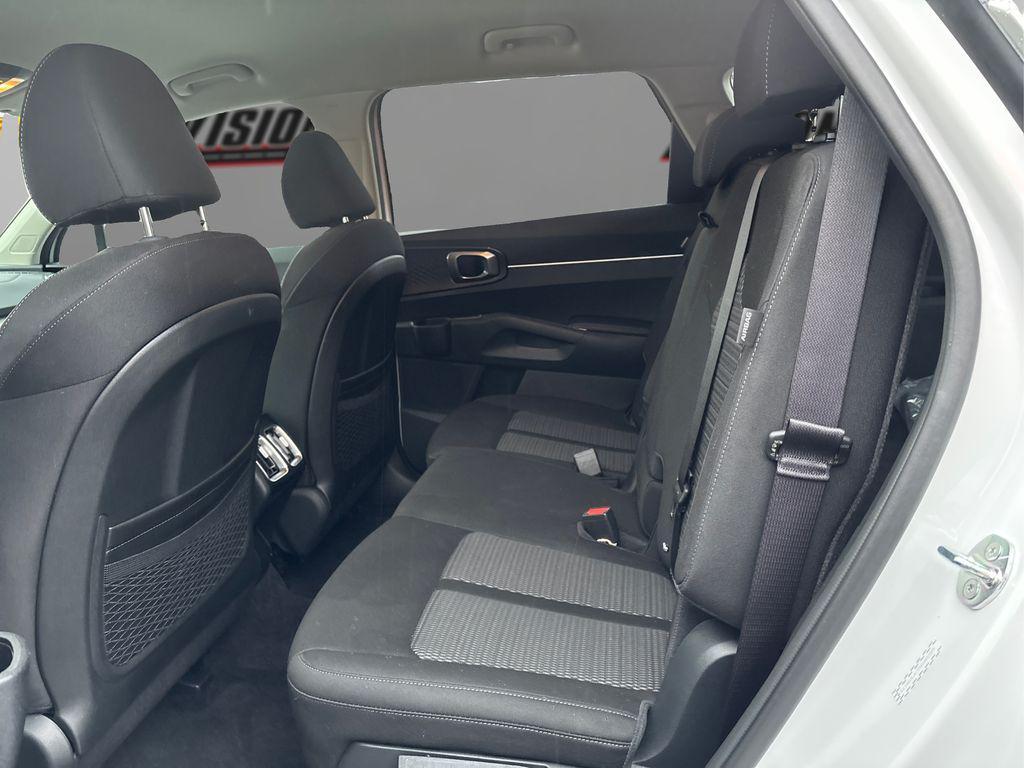 used 2025 Kia Sorento car, priced at $28,999