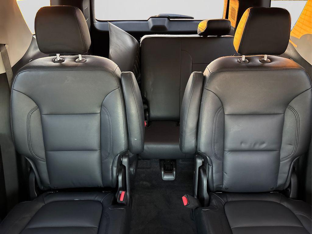 used 2019 Chevrolet Traverse car, priced at $20,394