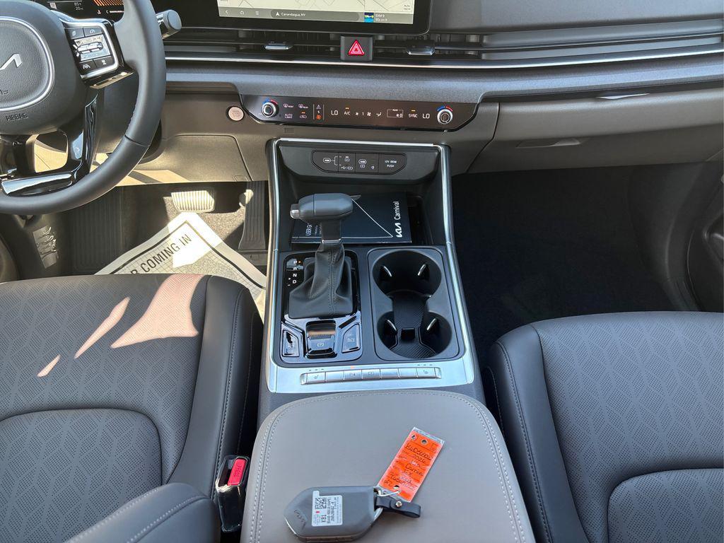 new 2026 Kia Carnival car, priced at $41,920