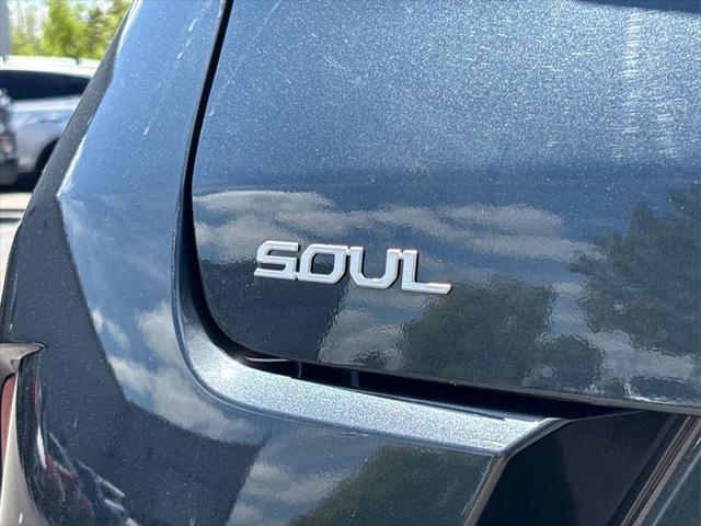 used 2023 Kia Soul car, priced at $19,317