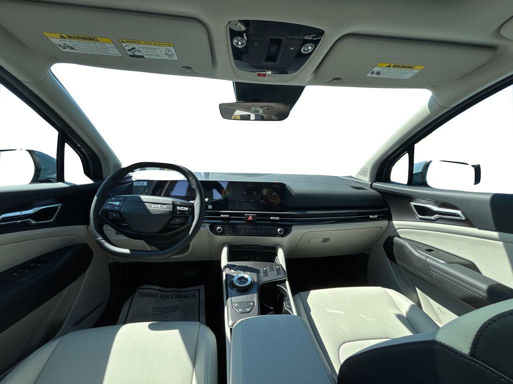 new 2026 Kia Sportage Hybrid car, priced at $35,665