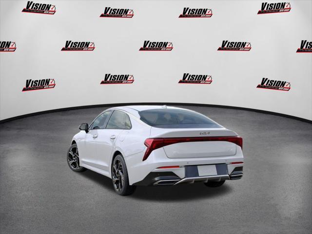 new 2025 Kia K5 car, priced at $30,425