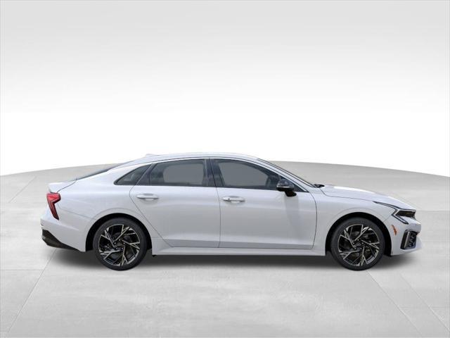 new 2025 Kia K5 car, priced at $30,175