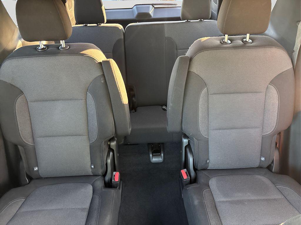 used 2023 Chevrolet Traverse car, priced at $29,367