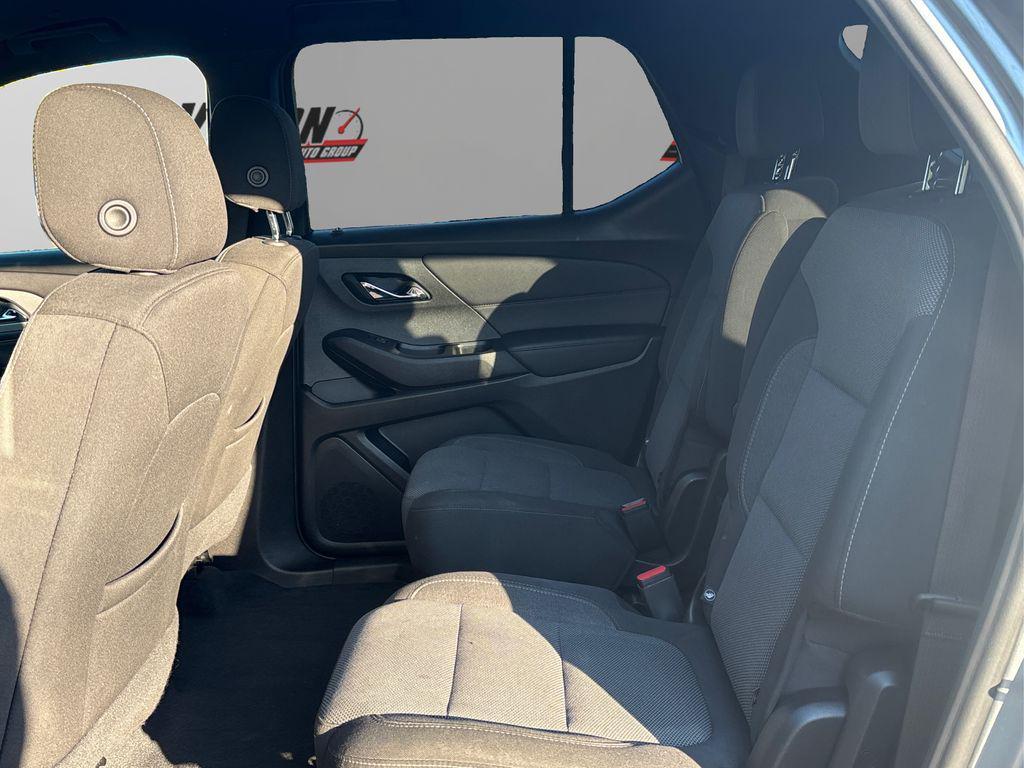 used 2023 Chevrolet Traverse car, priced at $29,367