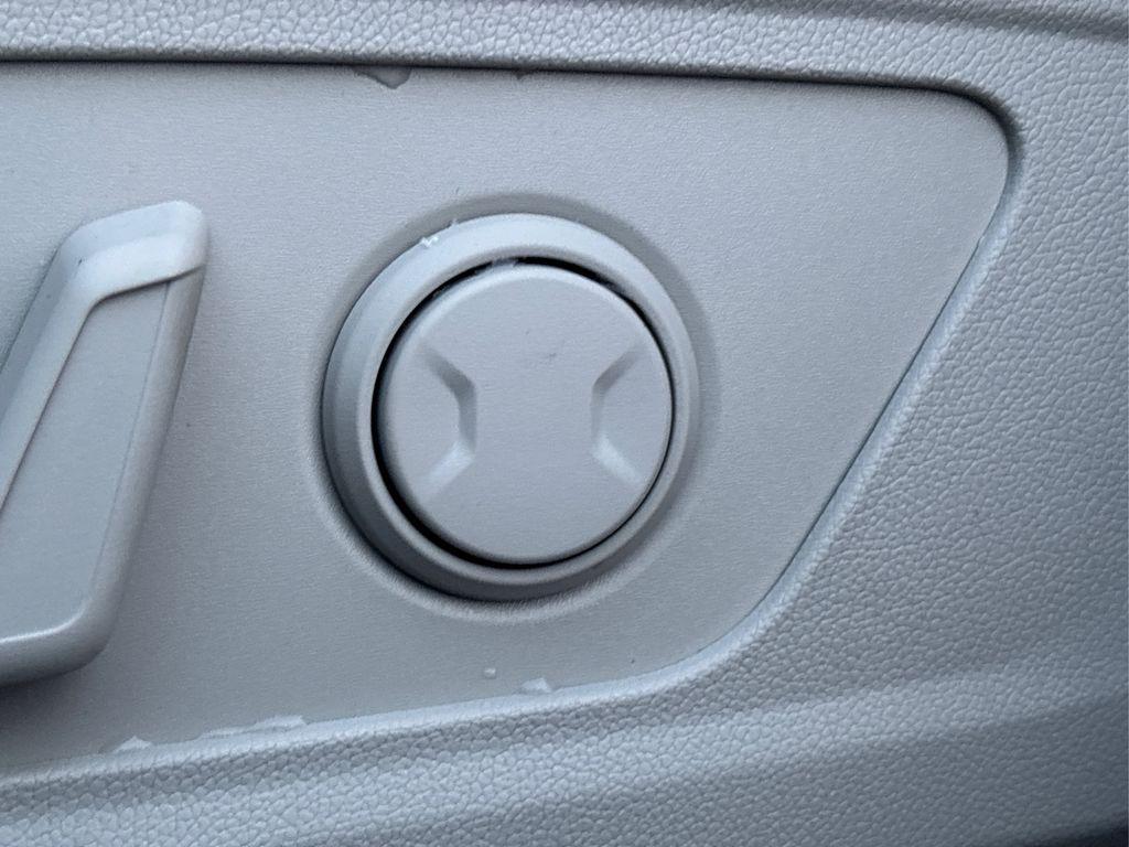 new 2026 Kia Sorento car, priced at $37,265