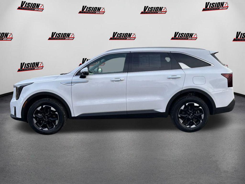 used 2025 Kia Sorento car, priced at $34,990
