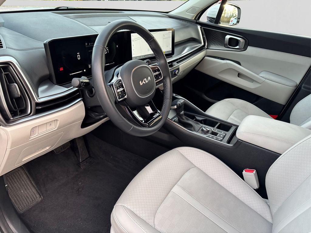 used 2025 Kia Sorento car, priced at $34,990