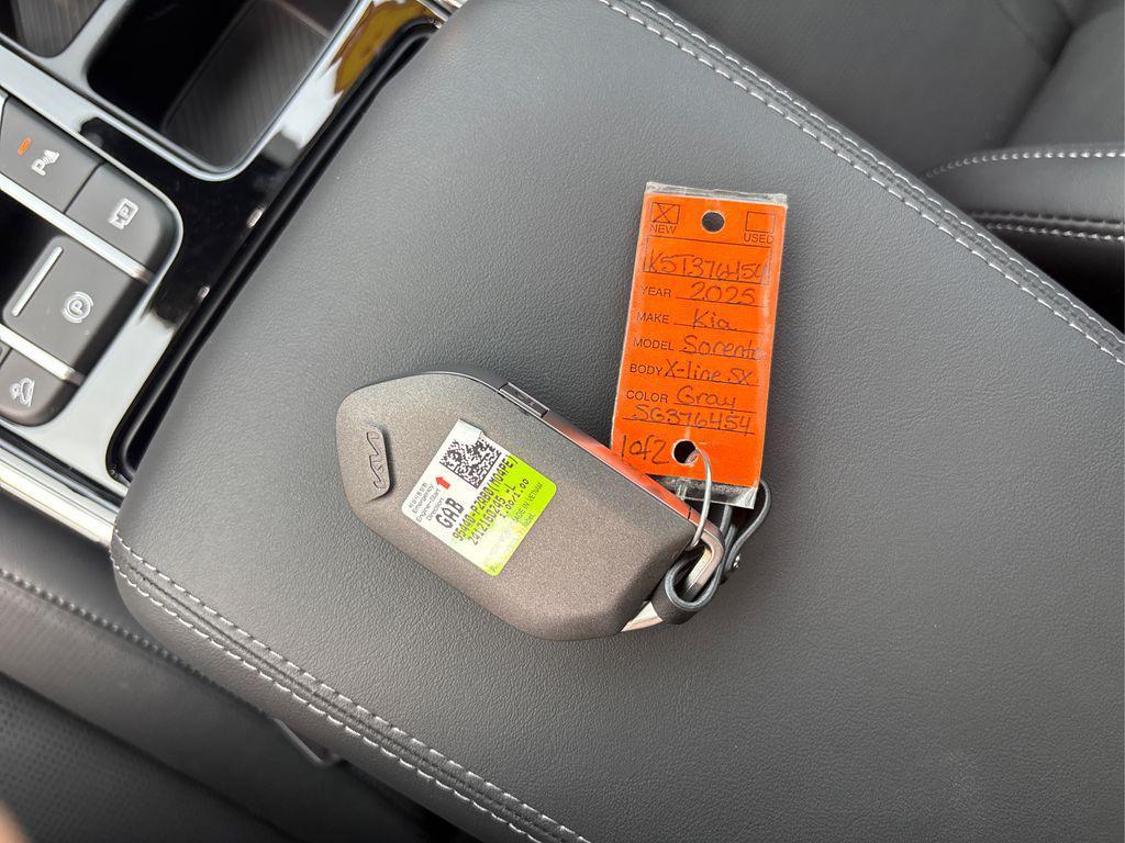 new 2025 Kia Sorento car, priced at $41,630