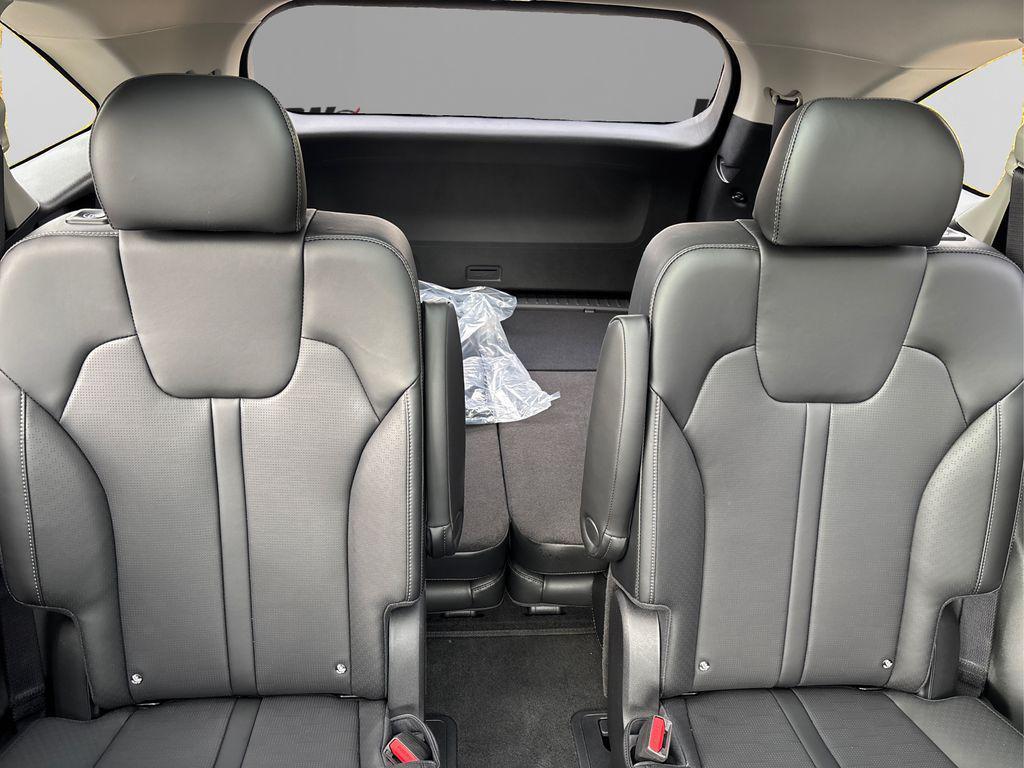 new 2025 Kia Sorento car, priced at $41,630