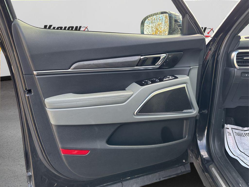 used 2023 Kia Telluride car, priced at $41,990