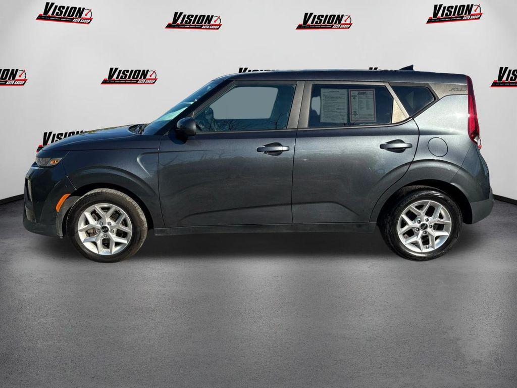 used 2021 Kia Soul car, priced at $15,250