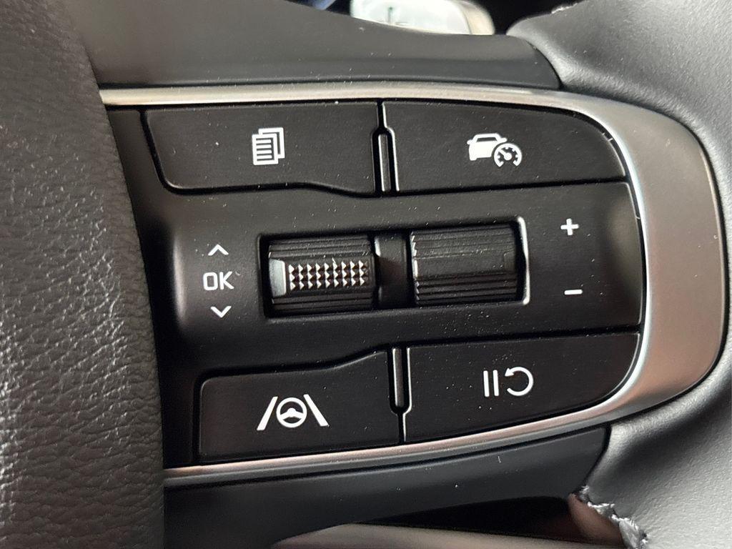 new 2025 Kia Sportage Hybrid car, priced at $33,055