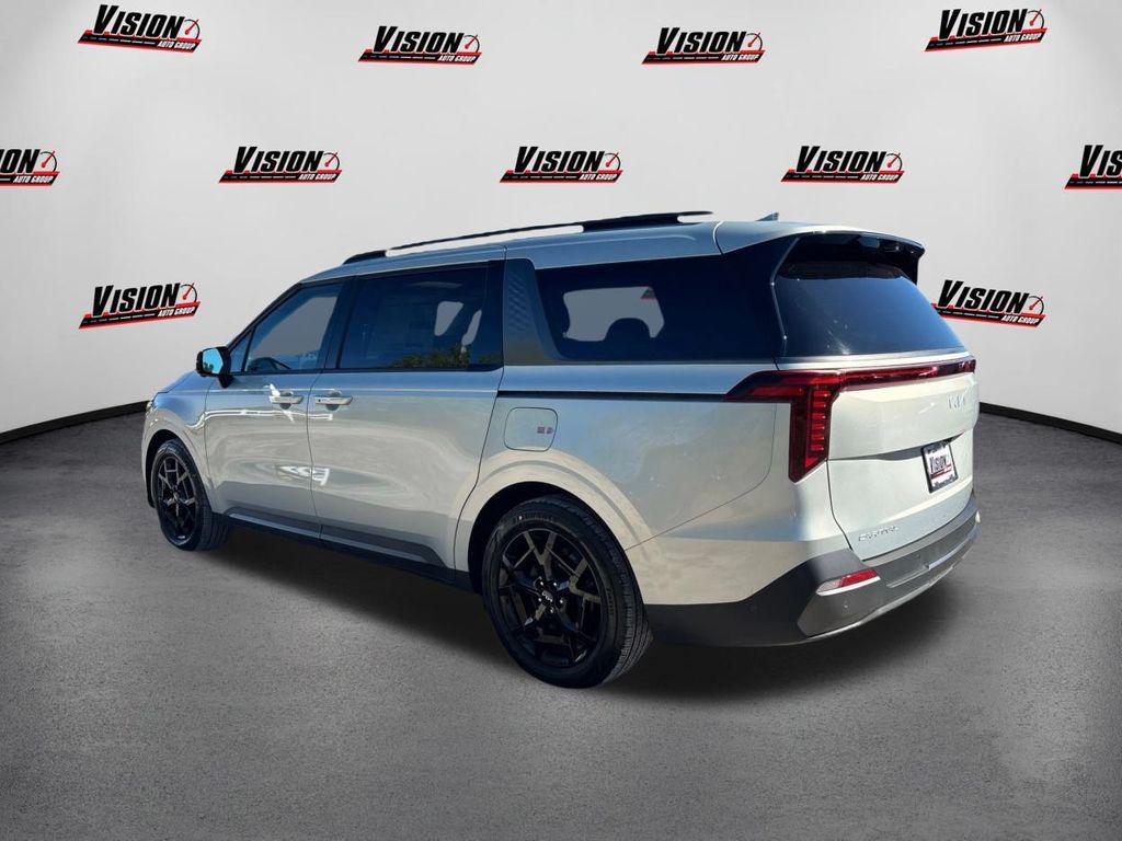 new 2025 Kia Carnival car, priced at $54,760