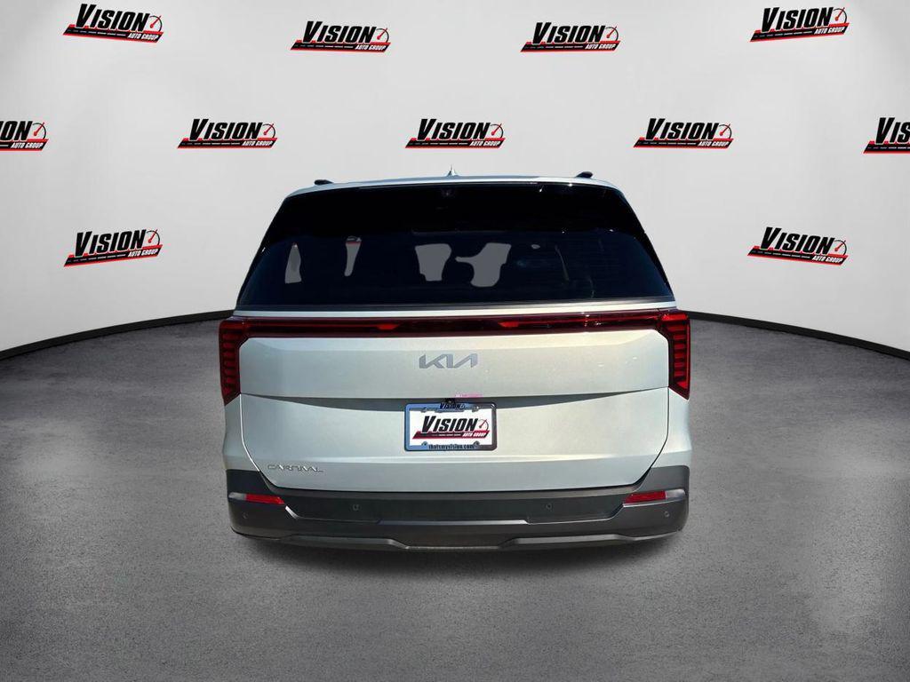 new 2025 Kia Carnival car, priced at $54,760