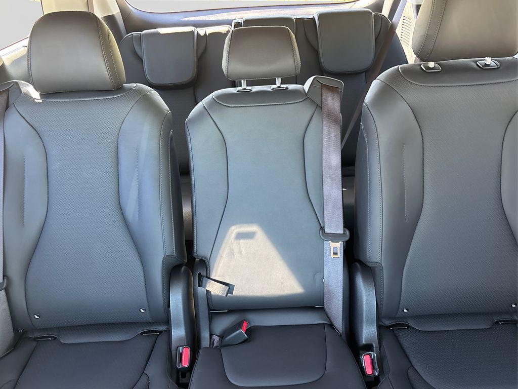 new 2025 Kia Carnival car, priced at $54,760