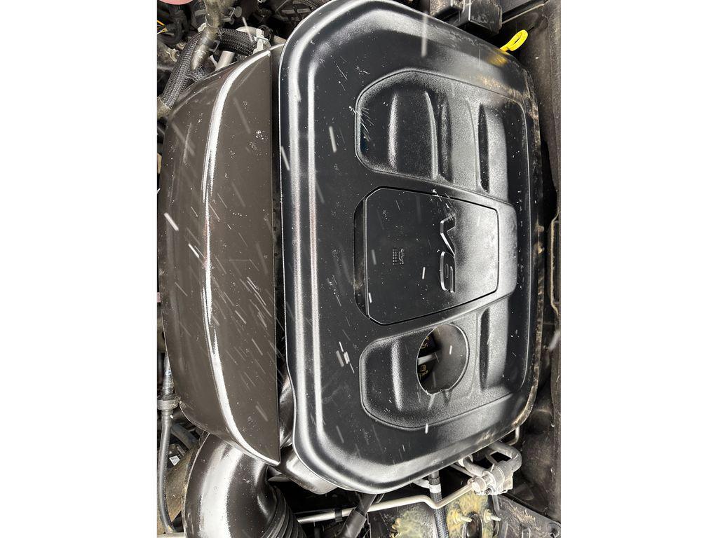 used 2021 Jeep Grand Cherokee car, priced at $21,999