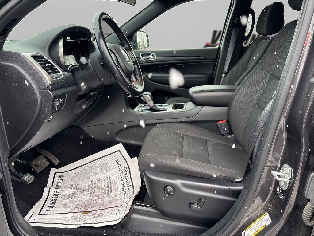 used 2021 Jeep Grand Cherokee car, priced at $21,999