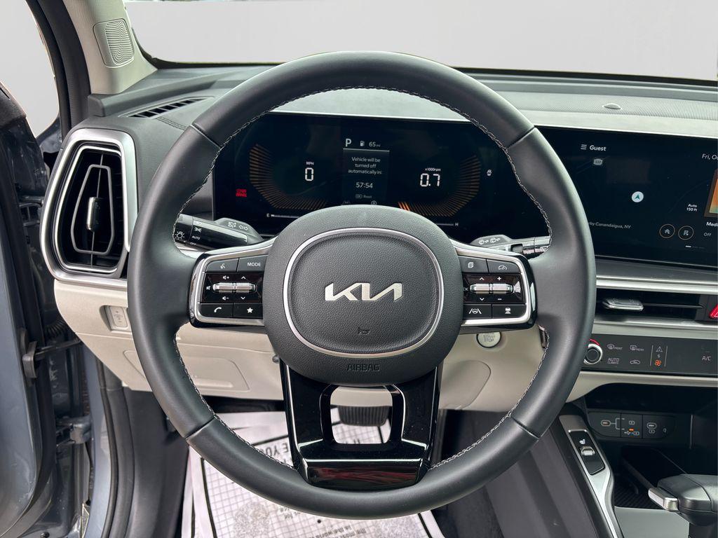 used 2025 Kia Sorento car, priced at $33,342