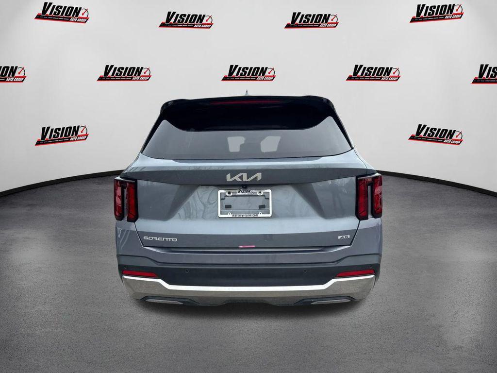 used 2025 Kia Sorento car, priced at $33,342
