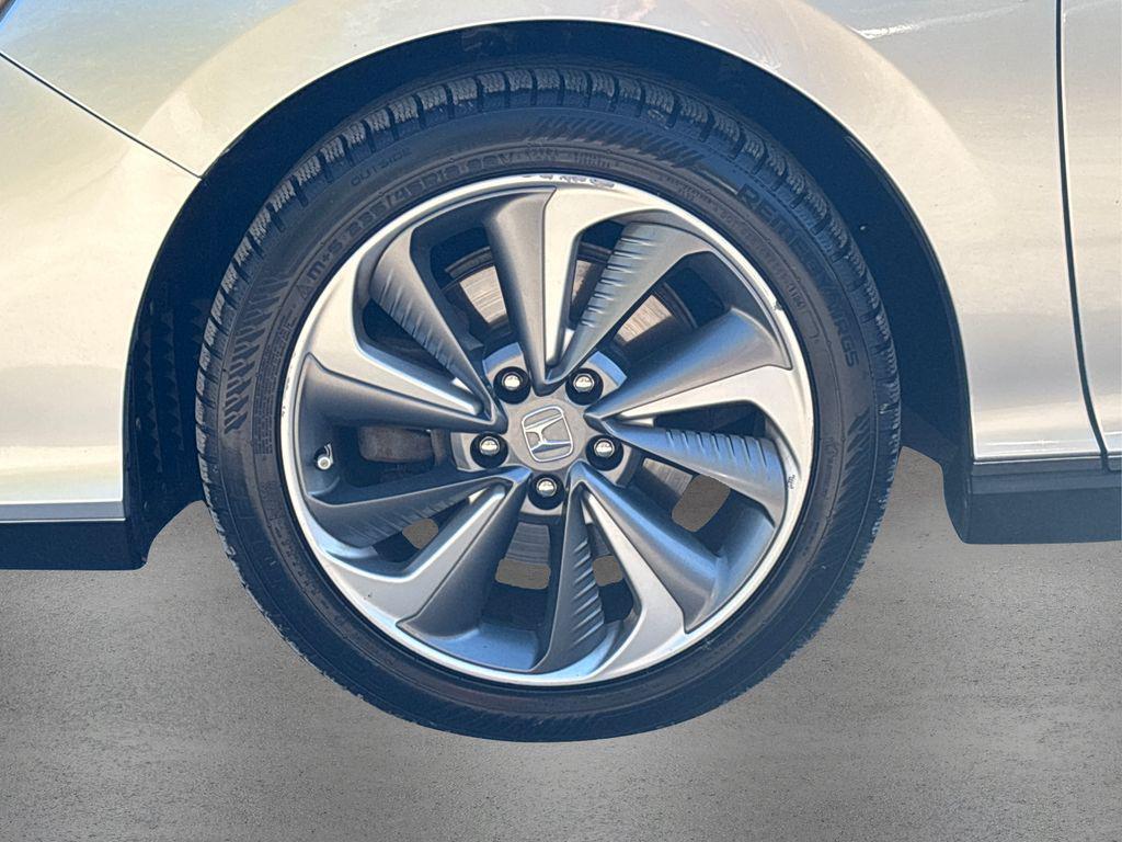 used 2019 Honda Clarity Plug-In Hybrid car, priced at $19,362