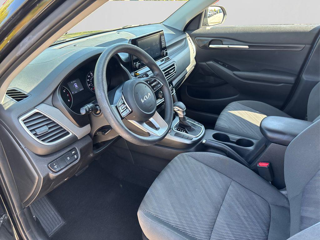 used 2023 Kia Seltos car, priced at $21,620