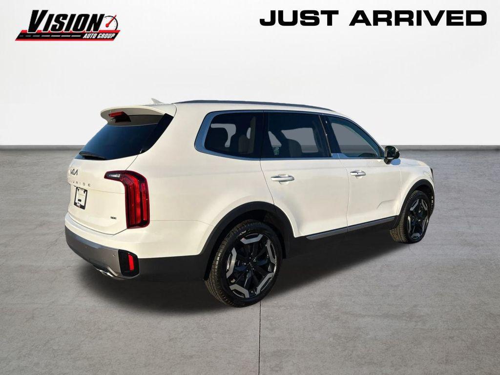 new 2025 Kia Telluride car, priced at $43,205