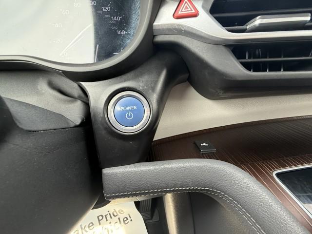 used 2022 Toyota Sienna car, priced at $30,952