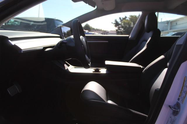 used 2021 Tesla Model 3 car, priced at $27,925