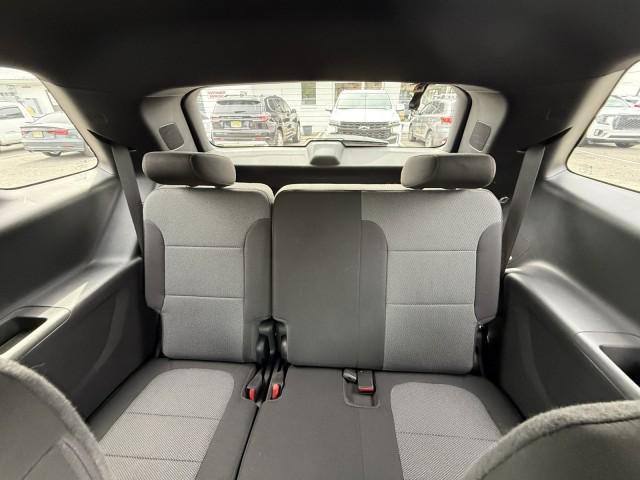 used 2023 Chevrolet Traverse car, priced at $26,924