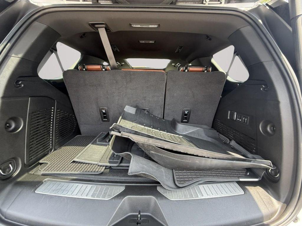 used 2024 GMC Yukon car, priced at $75,999