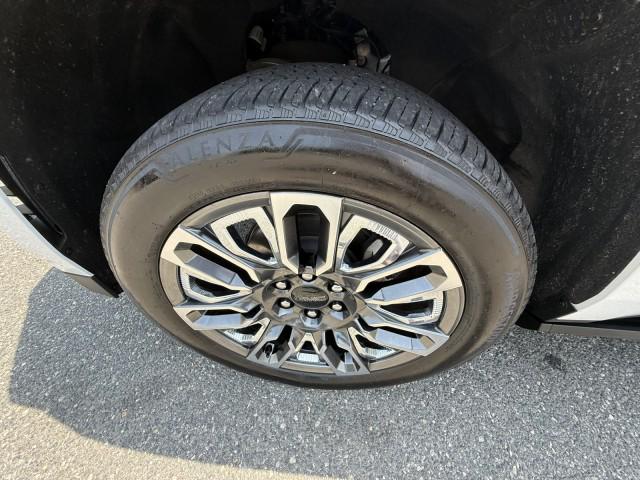 used 2024 GMC Yukon car, priced at $79,777