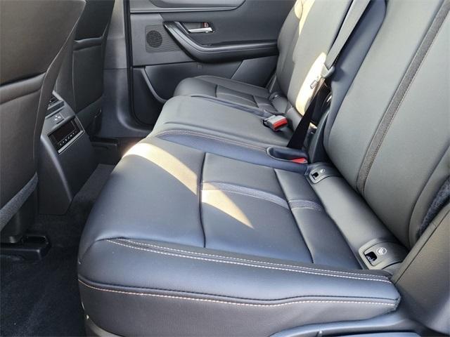 new 2025 Mazda CX-90 car, priced at $39,800