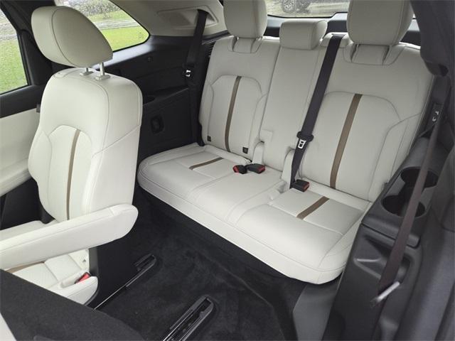 new 2025 Mazda CX-90 car, priced at $51,691