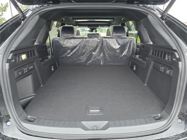 new 2025 Mazda CX-70 PHEV car, priced at $59,570